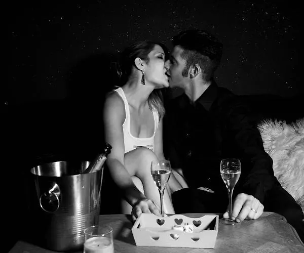 Moonlove, Spa/sauna Et Jacuzzi Prives, Charme Et Detente. דירה *